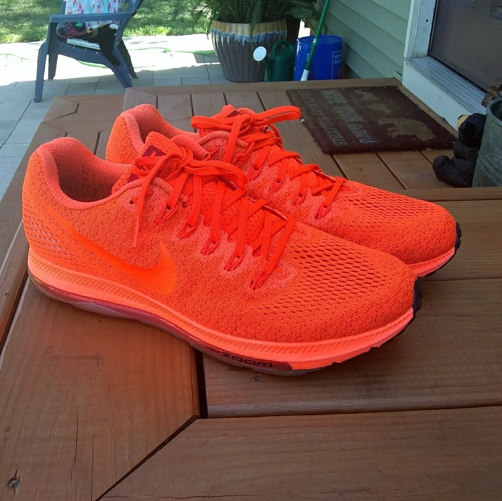 Used Men's Size 11 Neon Orange Nike Zooms